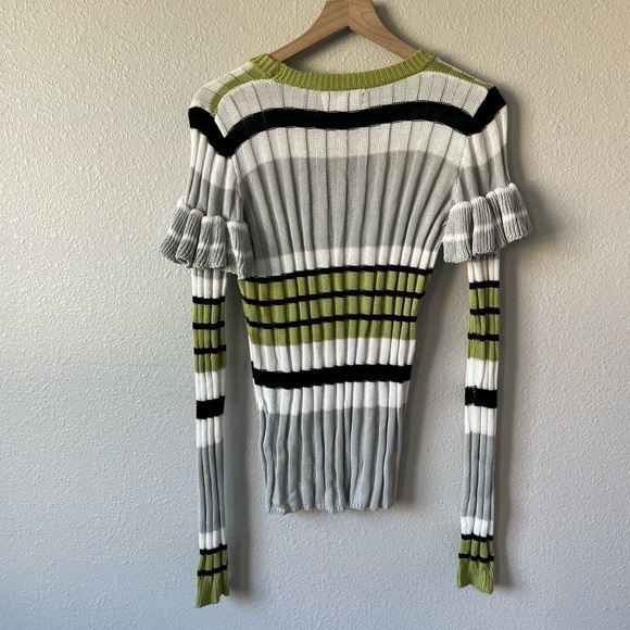 NWT En Saison Ruffled Long Sleeve Striped Sweater Top- Size Small - Picture 5 of 9